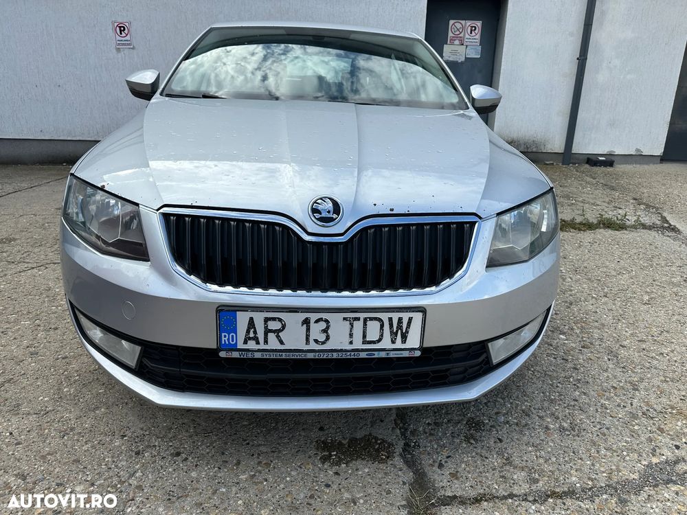 Skoda Octavia 1.6 TDI AMBITION - 2