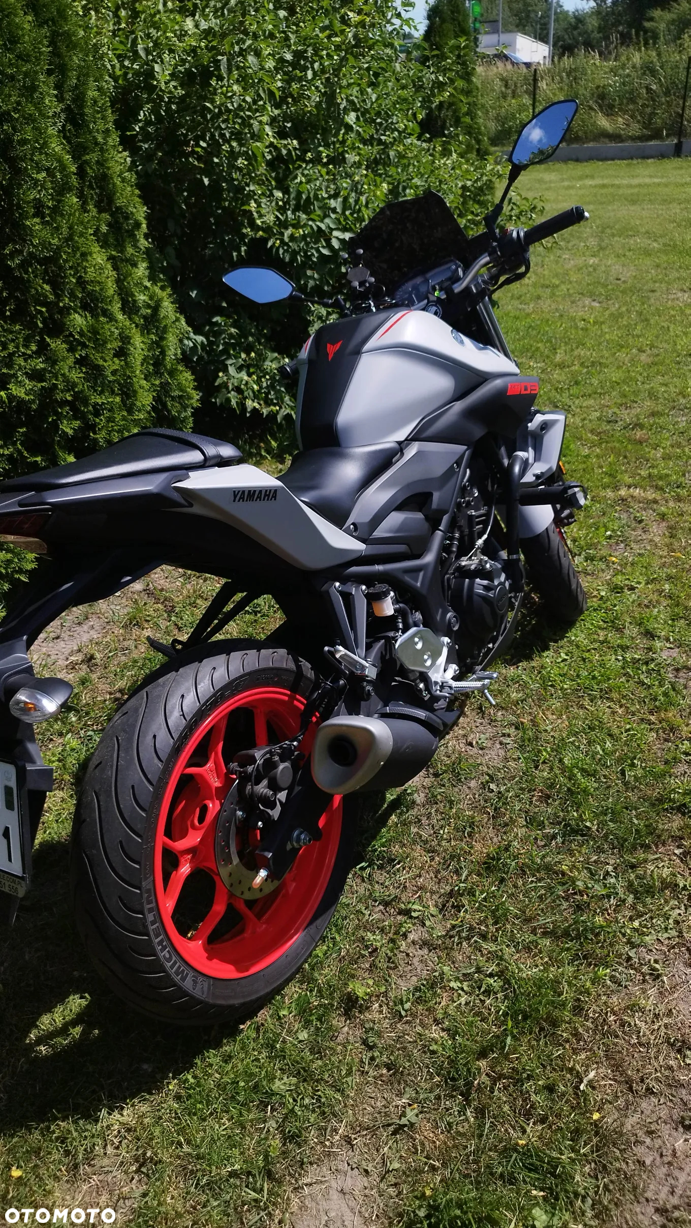 Yamaha MT - 12