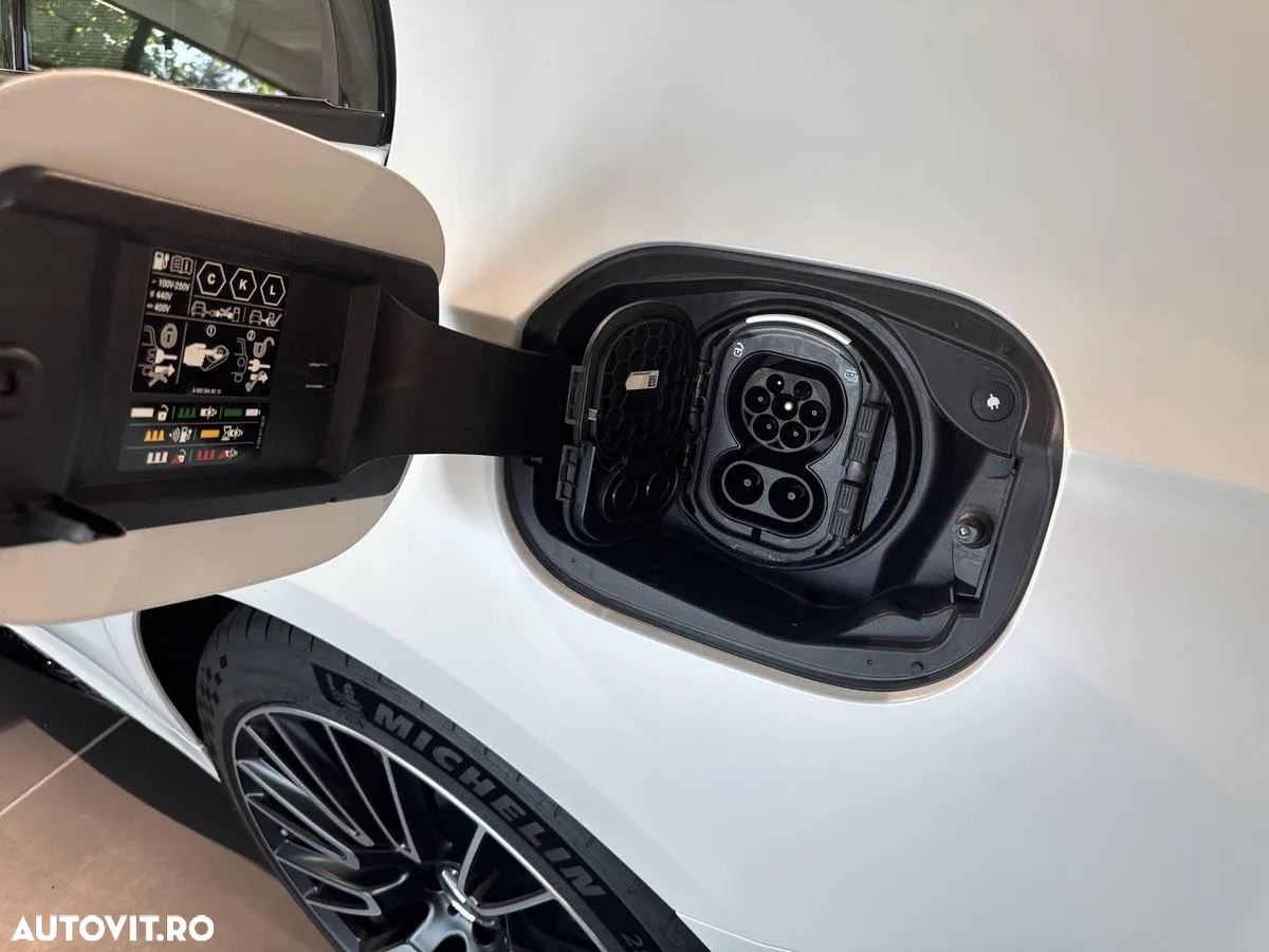 Mercedes-Benz E - 18