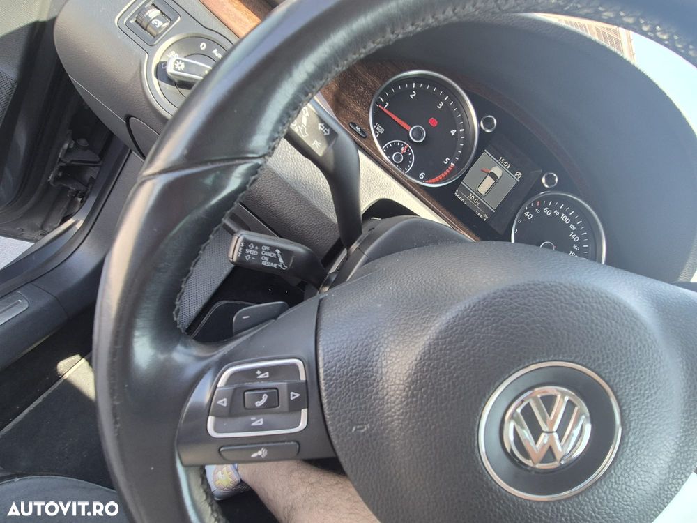 Volkswagen Passat - 7