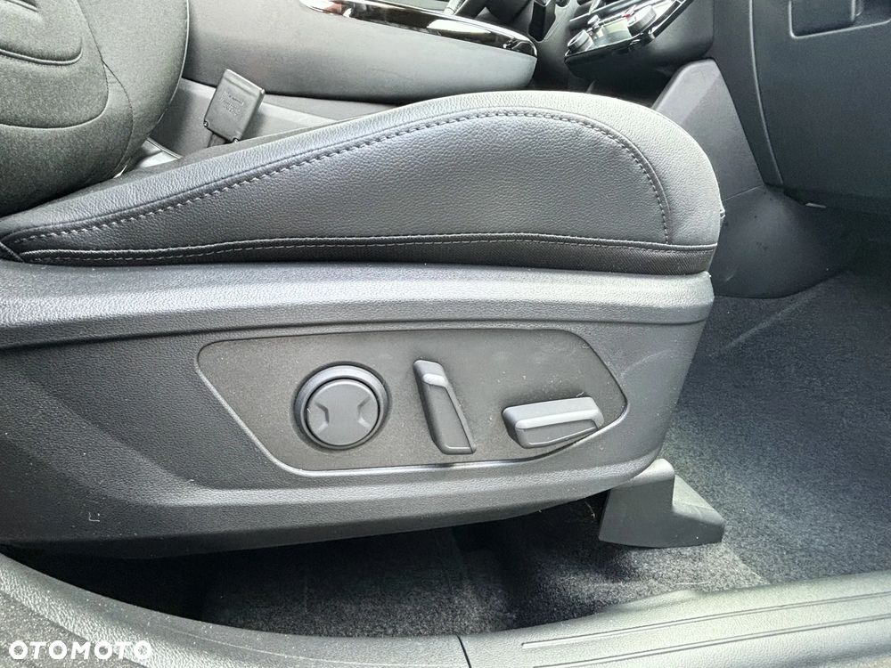 Hyundai Tucson 1.6 T-GDi HEV Executive 2WD - 12