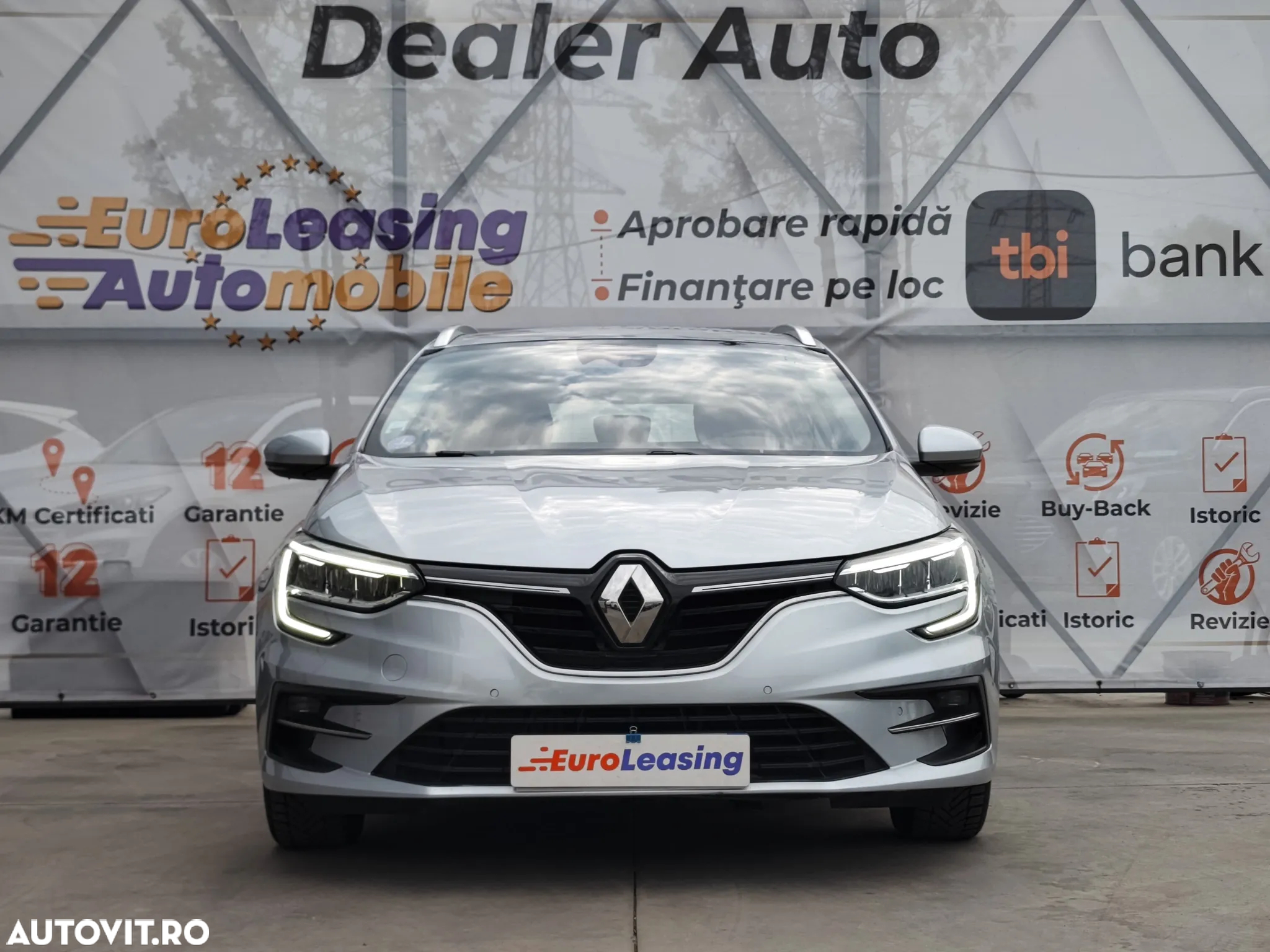 Renault Megane Grandtour E-TECH Plug-in 160 BUSINESS EDITION - 3