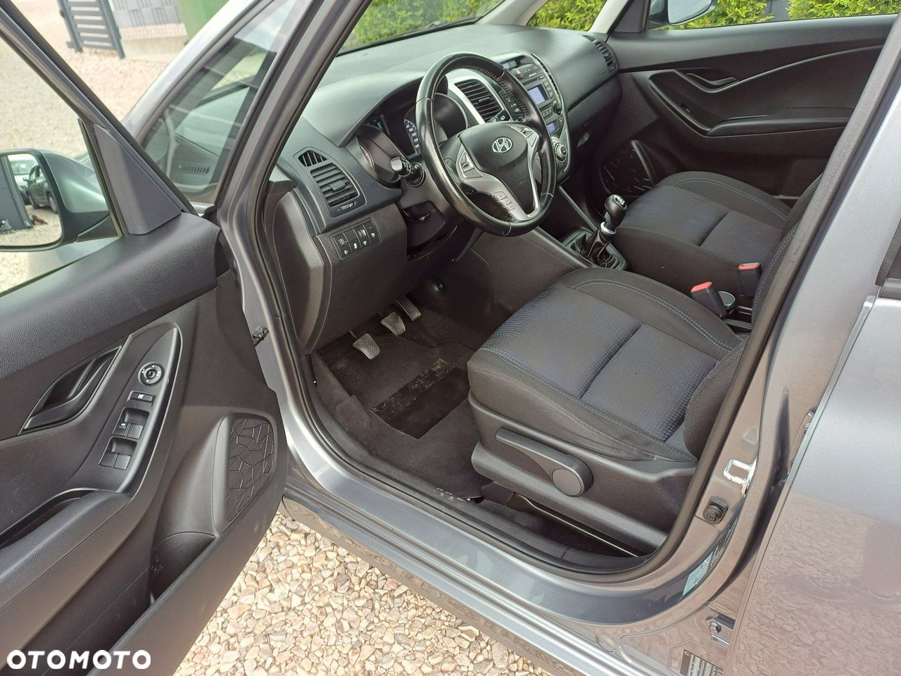 Hyundai ix20 1.4 CRDi Comfort blue - 4