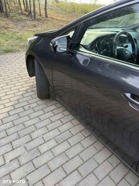 Kia Ceed 1.6 CRDi Business Line - 13