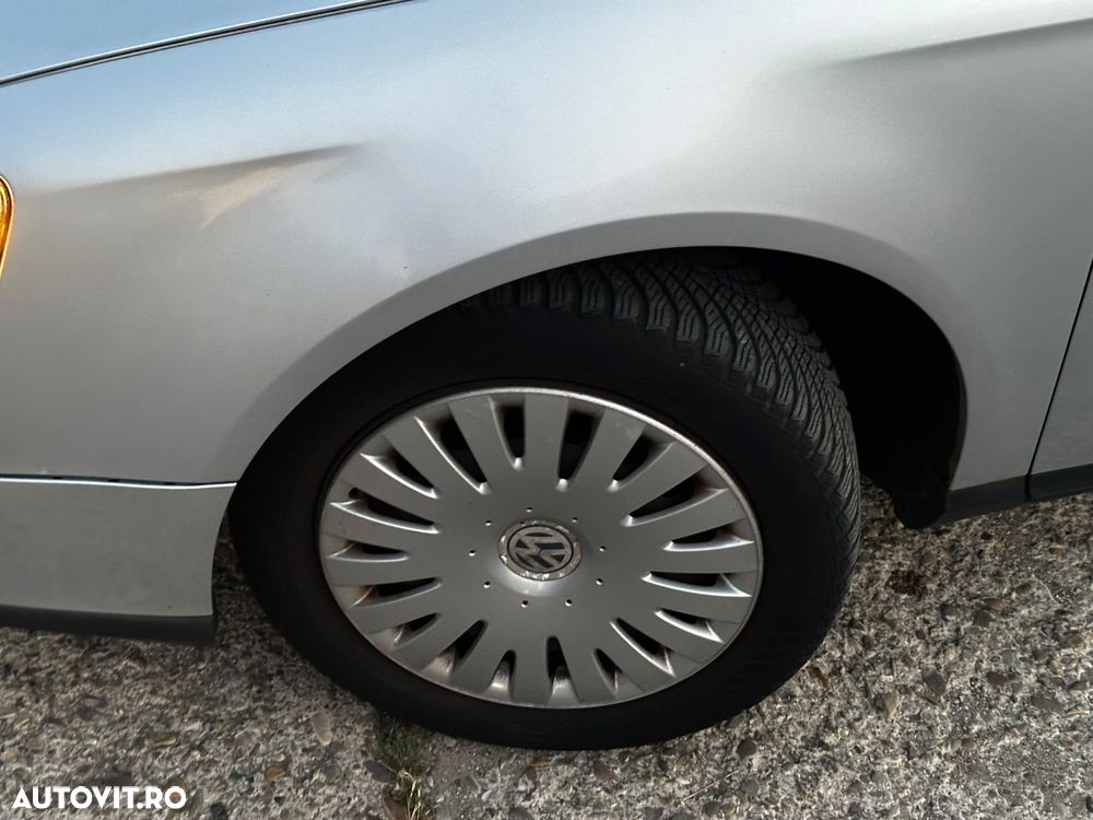 Volkswagen Passat 1.9 TDI Sportline - 17