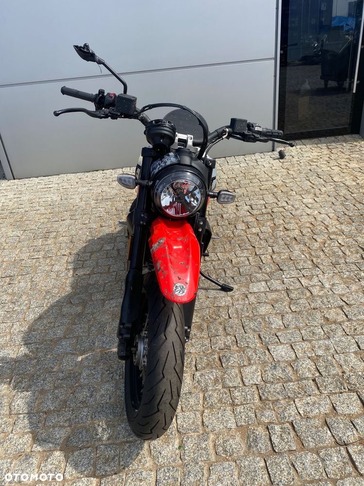 Ducati Scrambler - 18