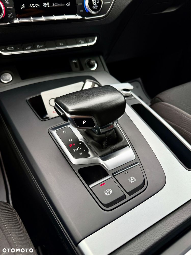 Audi Q5 50 TFSI e quattro S tronic sport - 19