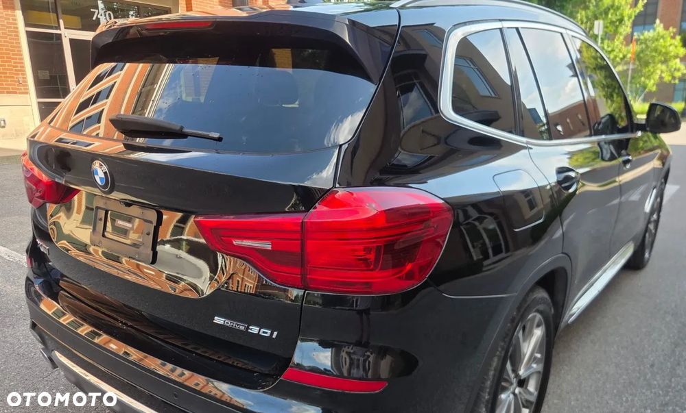 BMW X3 xDrive30i Luxury Line - 6