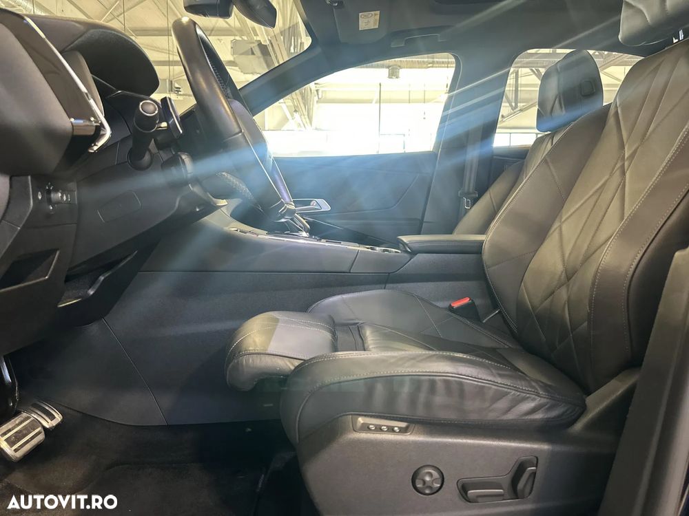 DS Automobiles DS 7 Crossback - 26
