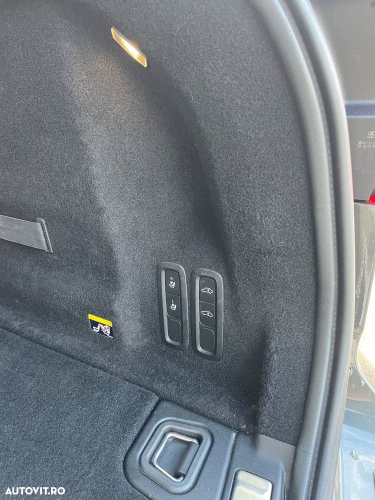 Volvo XC 60 D5 AWD Geartronic Inscription - 21