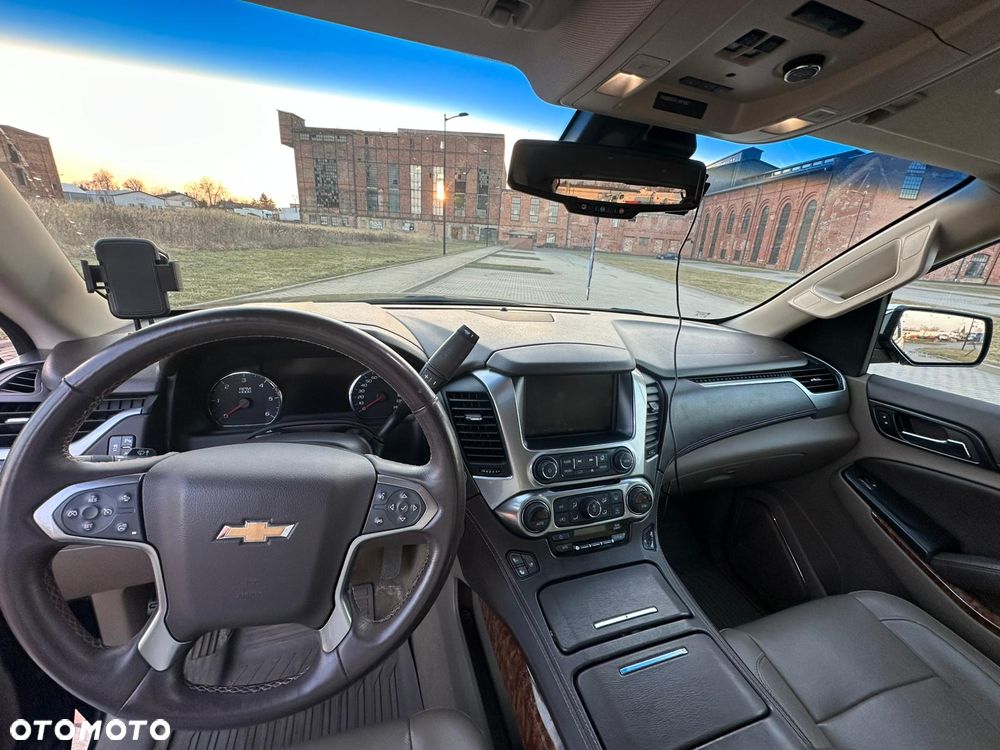 Chevrolet Tahoe - 6
