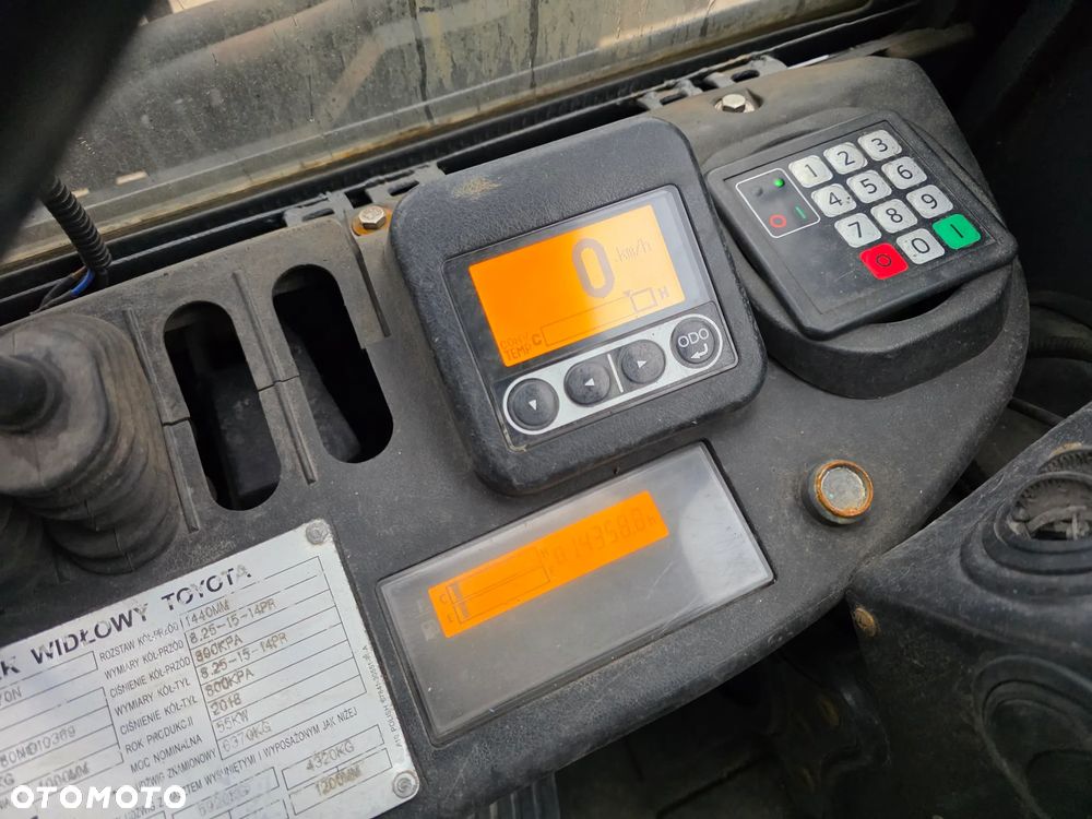 Toyota 40-8FD70Nx - 11
