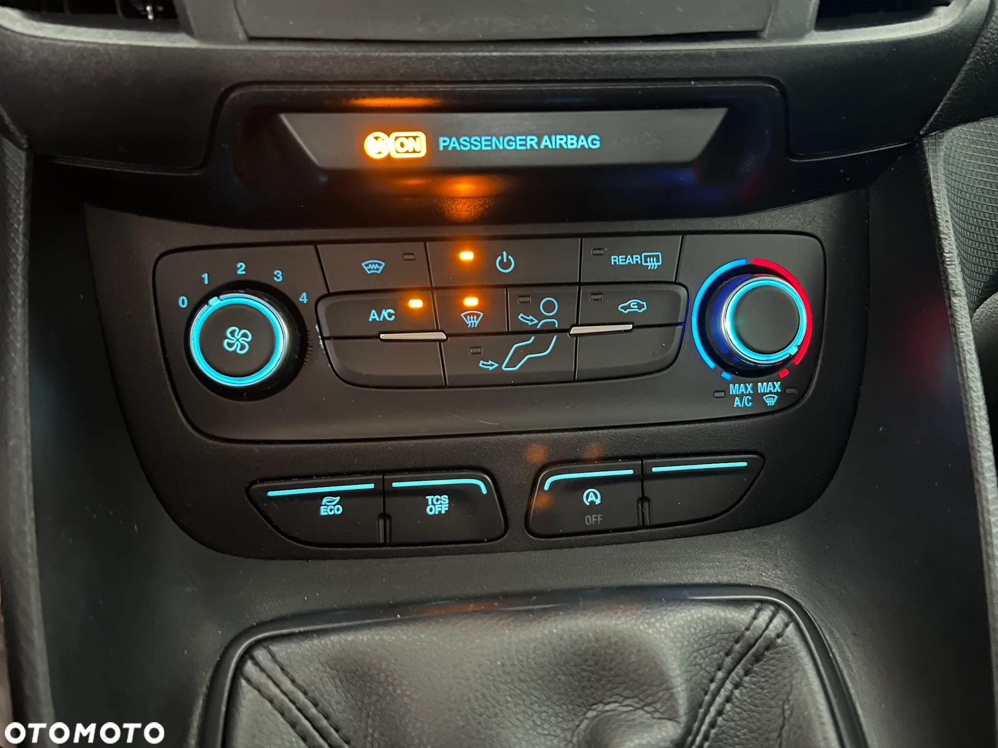 Ford Transit Connect - 30