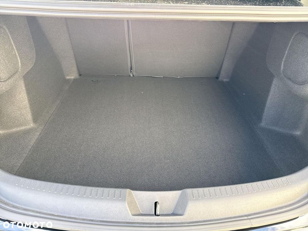 Renault Megane 1.3 TCe Techno EDC - 17