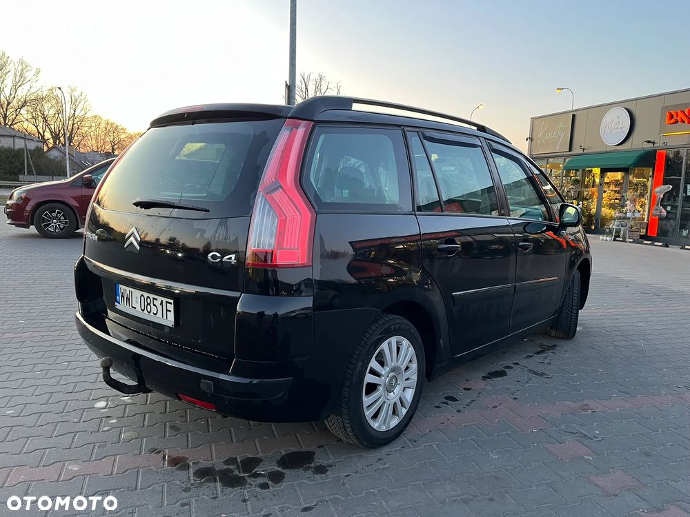 Citroën C4 Grand Picasso 1.8 16V Style - 4