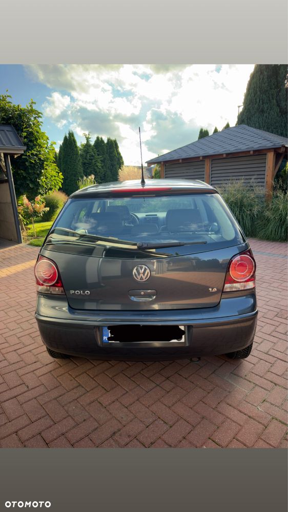 Volkswagen Polo - 4