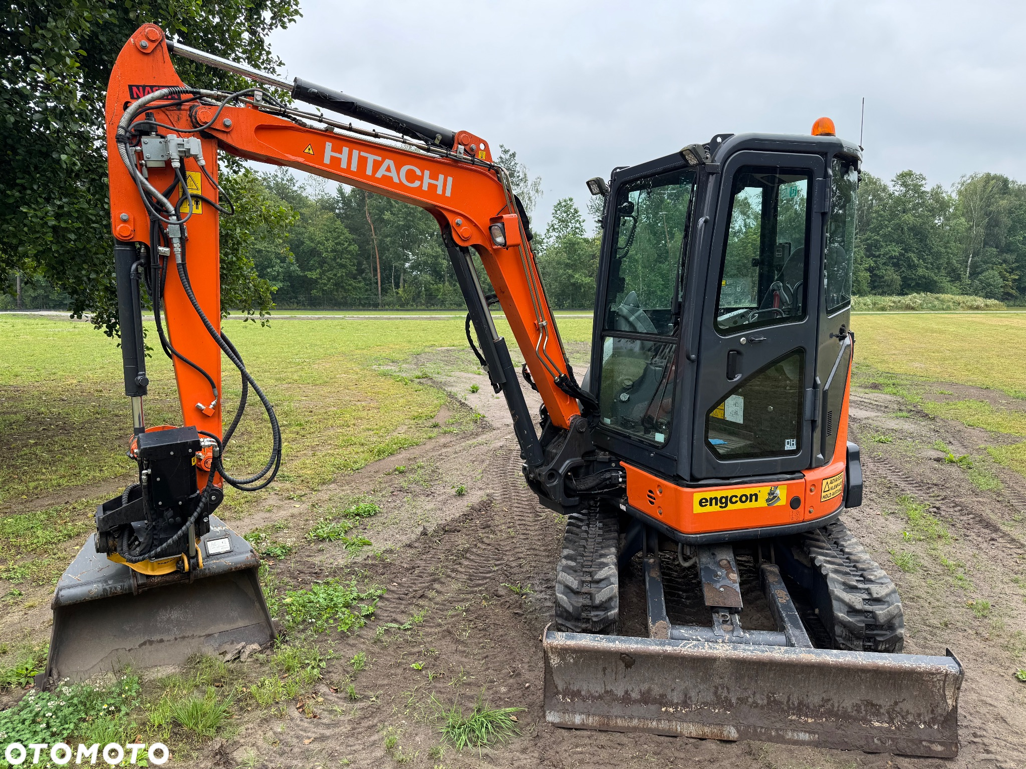 Hitachi ZX33U-5A - 7