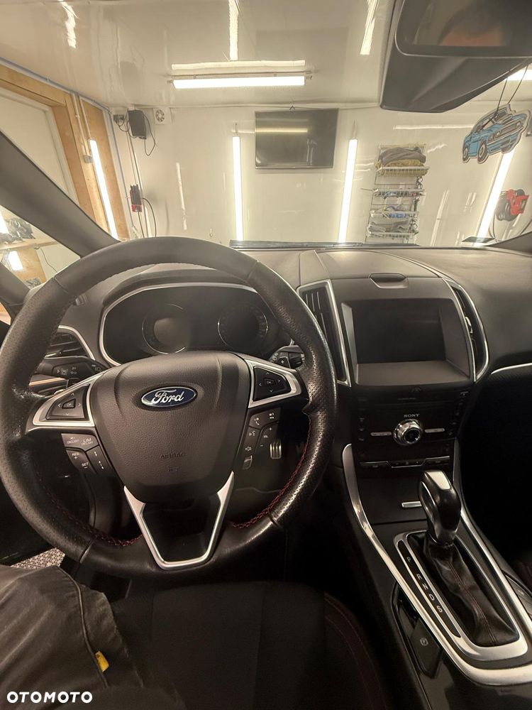 Ford S-Max 2.0 TDCi ST-Line PowerShift - 6