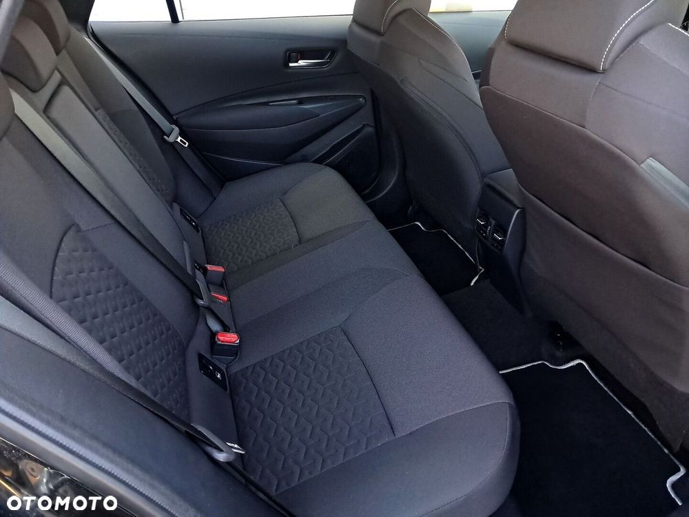 Toyota Corolla 1.8 Hybrid Comfort - 12