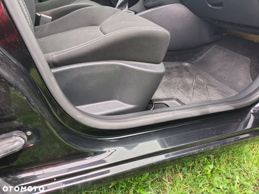 Renault Clio 1.2 16V Alize - 20