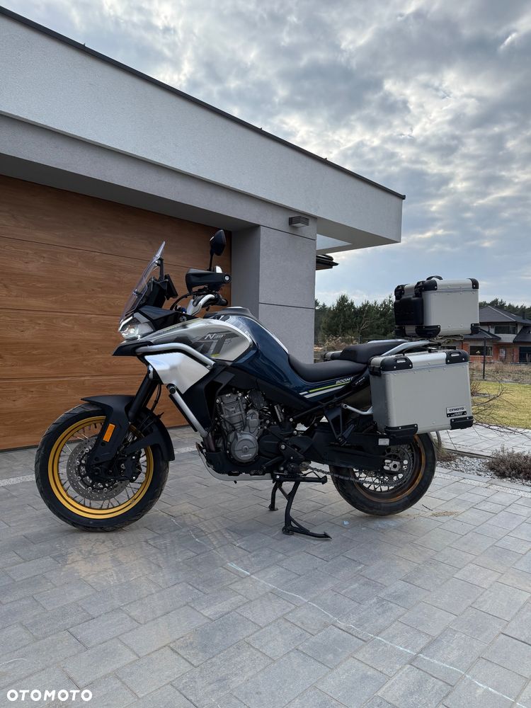 CFMoto 800MT Touring - 3