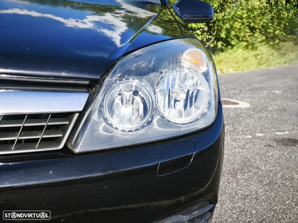 Opel Astra GTC 1.3 CDTI - 10