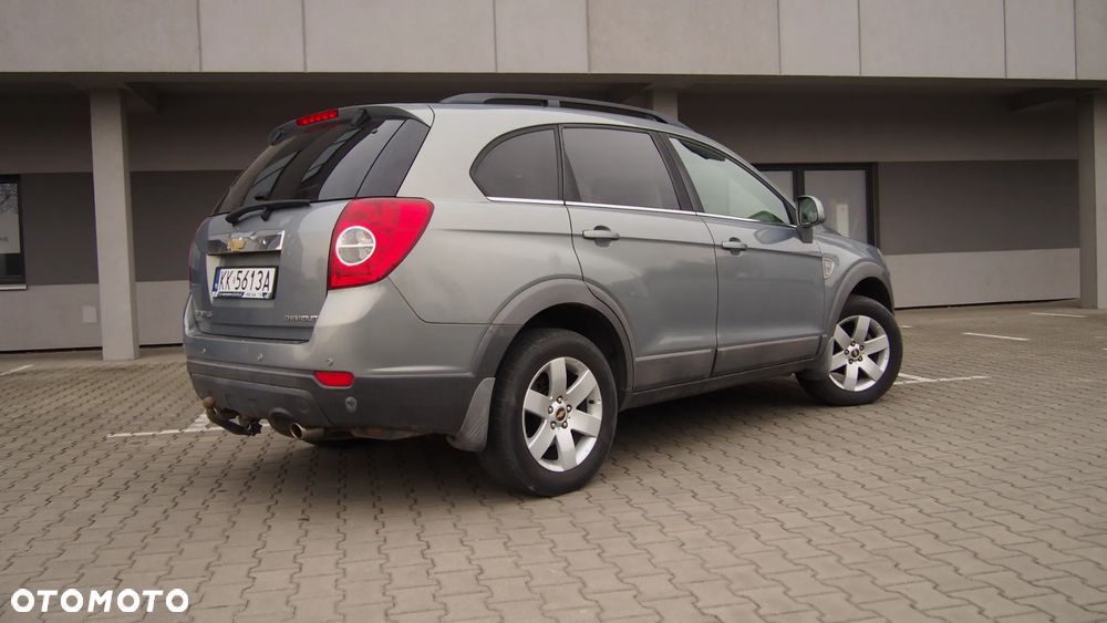 Chevrolet Captiva 2.4 2WD 7 Sitzer LS Family Edition - 4