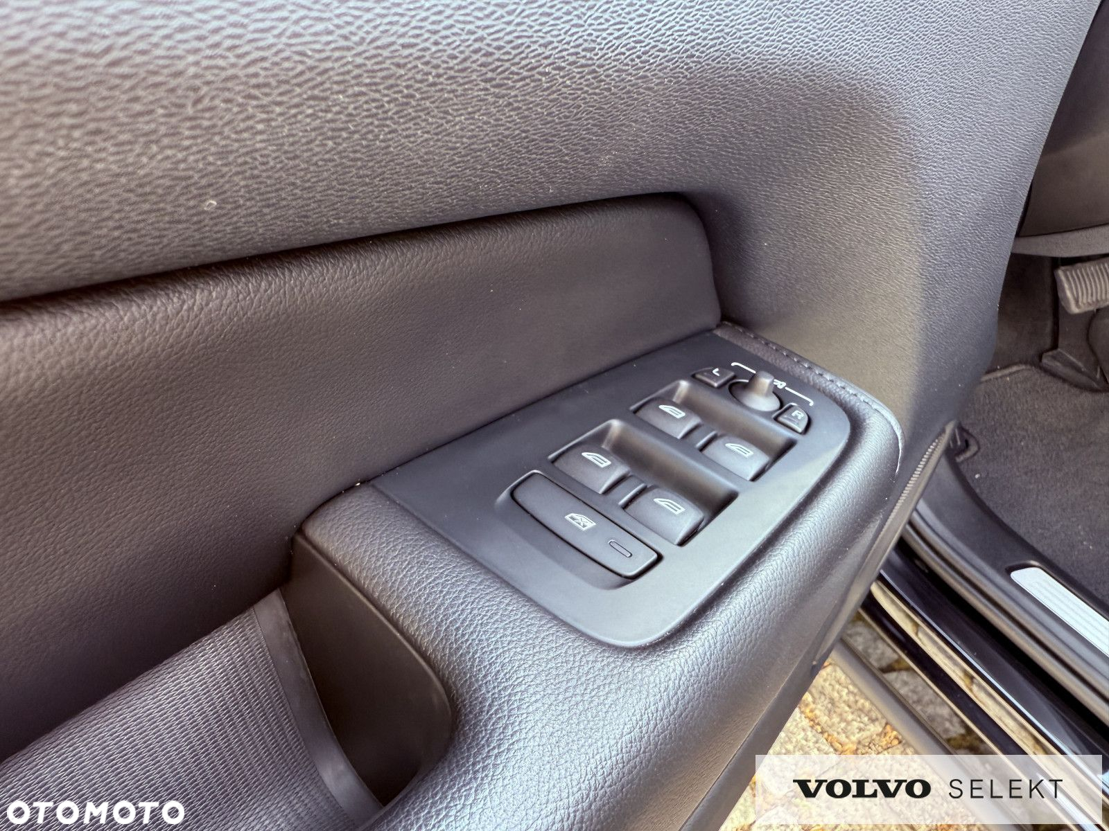 Volvo XC 60 - 11