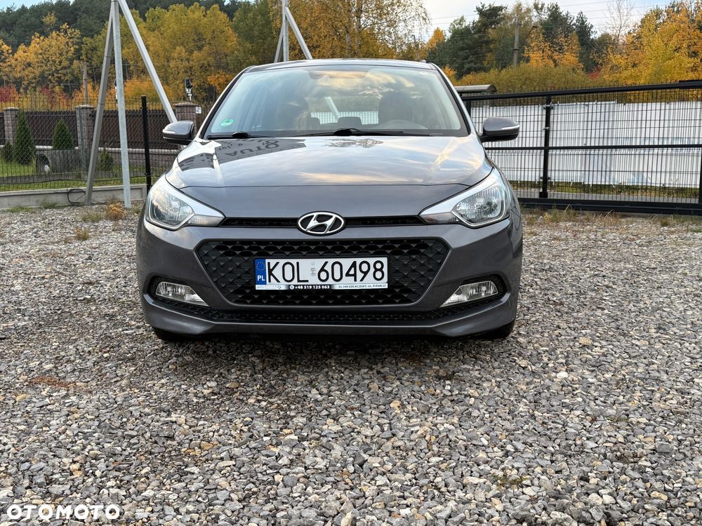 Hyundai i20 blue 1.2 Trend - 4