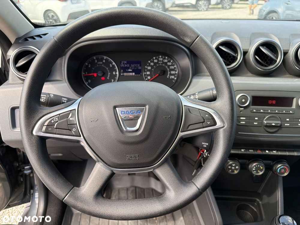 Dacia Duster 1.6 SCe Essential - 16