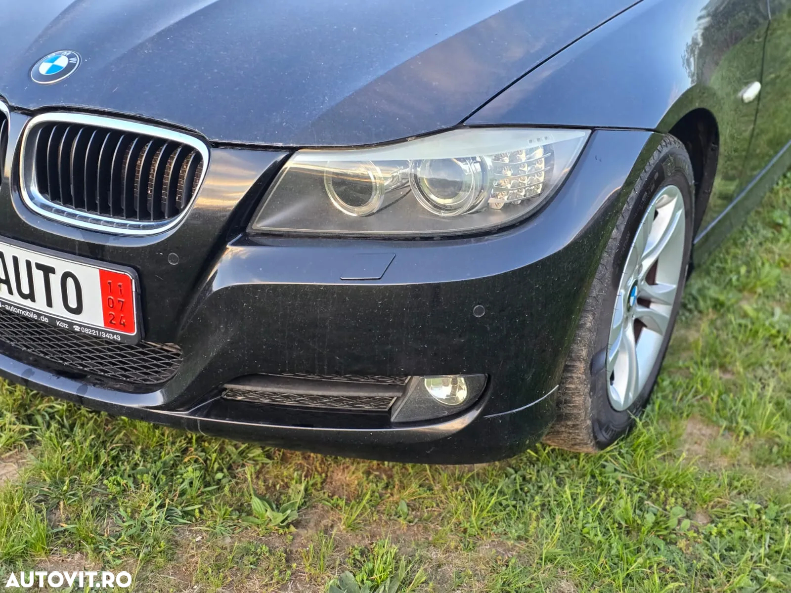 BMW Seria 3 318d DPF Touring - 9