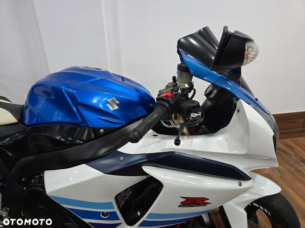 Suzuki GSX-R - 26