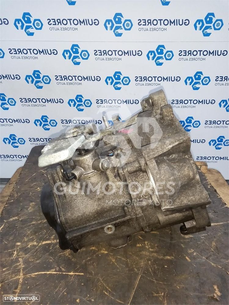 CAIXA VELOCIDADES VOLKSWAGEN GOLF 2.0SDI 75CV, REF: JHX - MANUAL 5 SPEED - 2