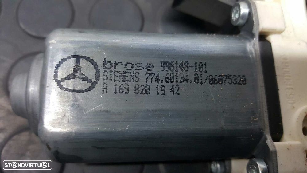 MOTOR ELEVADOR TRASEIRO ESQUERDO MERCEDES CLASE B (W245) 200 CDI (245.208) - 6