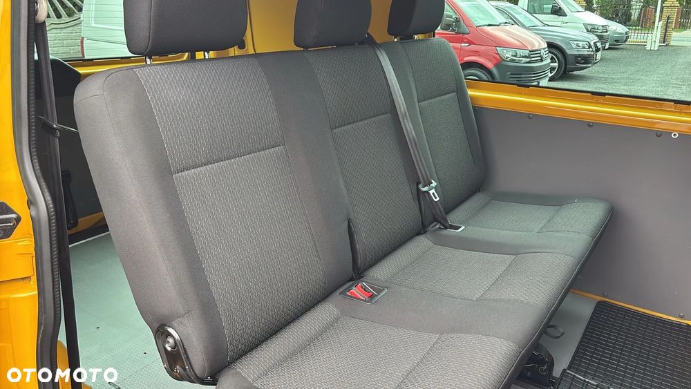 Volkswagen Transporter Kombi L1H1 - 26