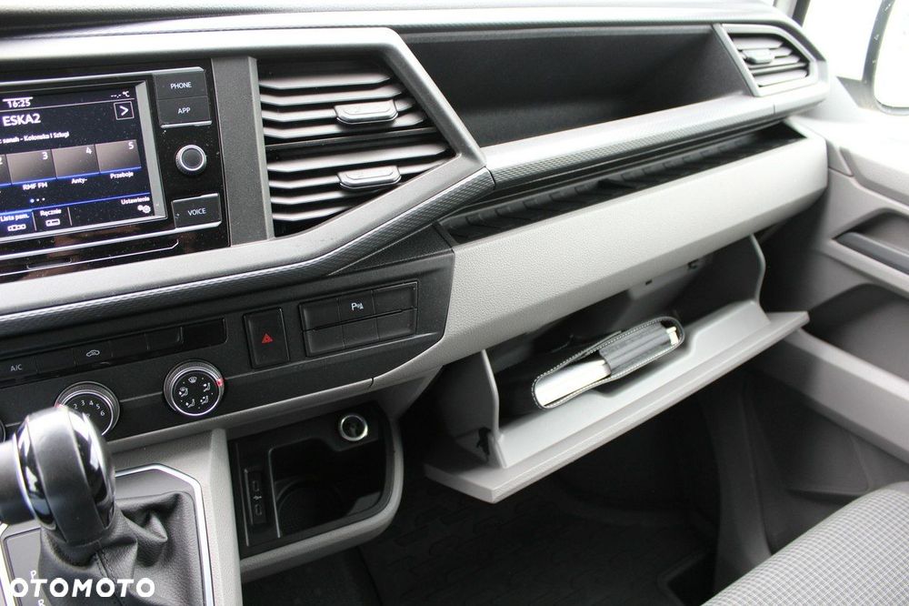 Volkswagen Transporter - 23