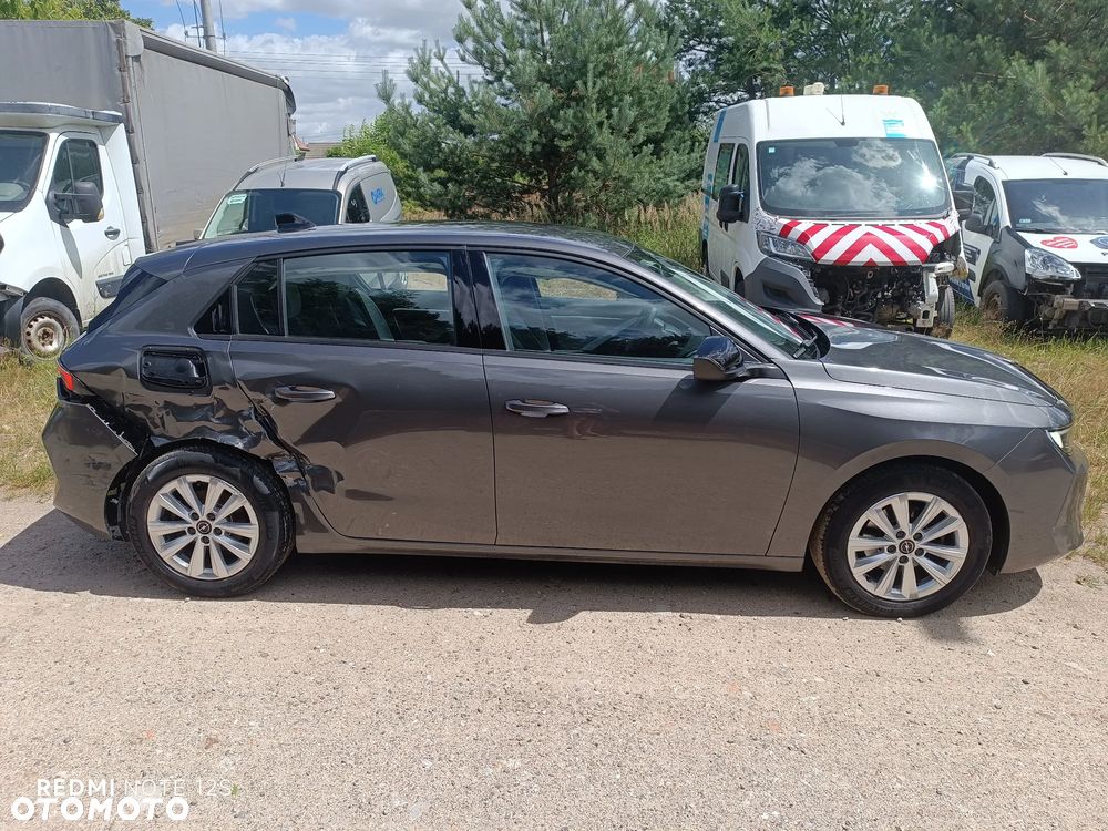Opel Astra 1.2 T Edition S&S - 5