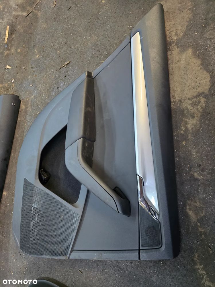 Komplet boczków drzwi skoda octavia III kombi - 2