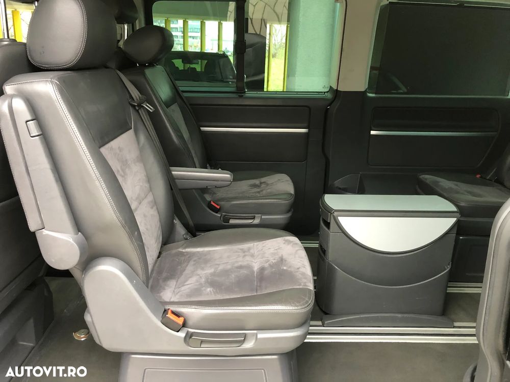 Volkswagen Multivan - 8
