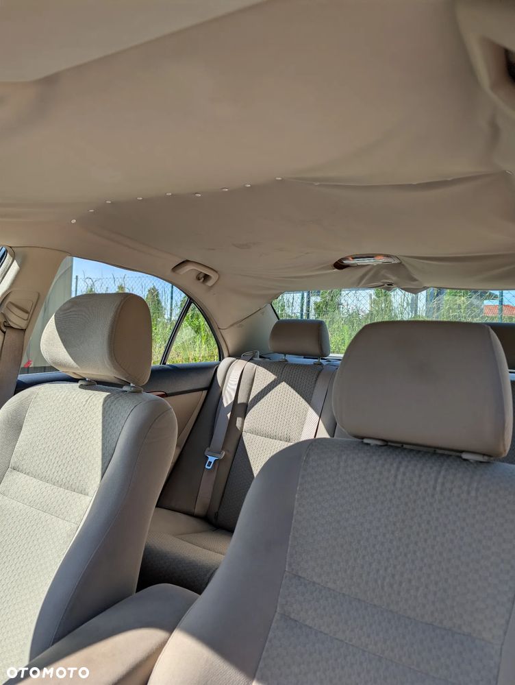 Toyota Avensis 2.0 D-4D Sol Plus - 11