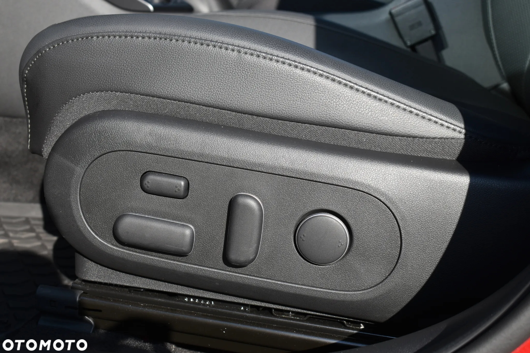 Hyundai Kona 1.6 GDI Hybrid Platinum DCT - 9