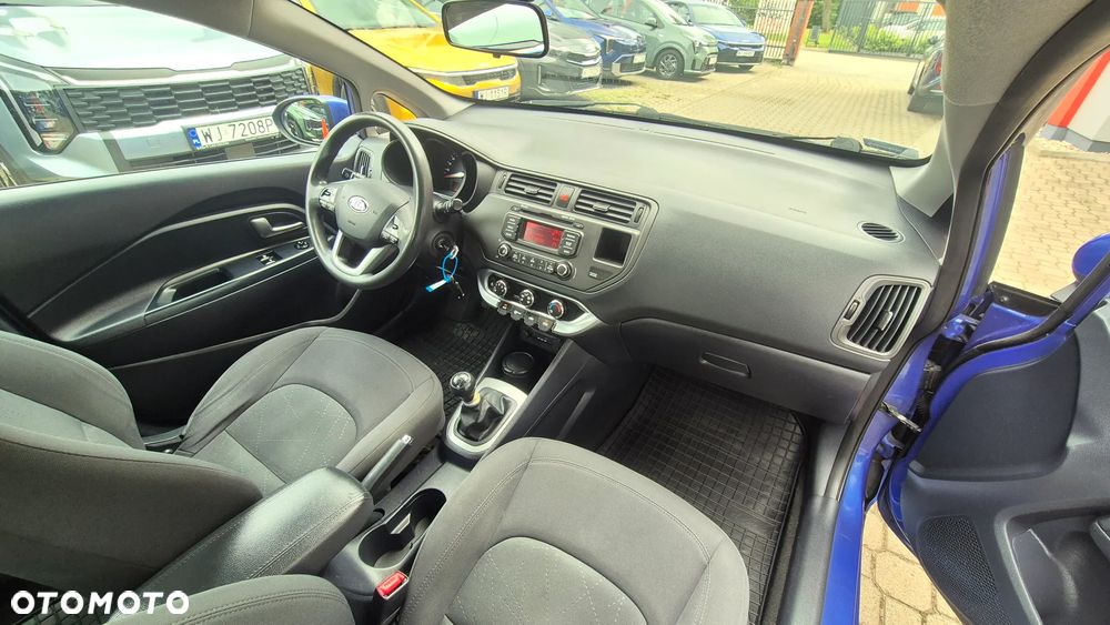 Kia Rio 1.2 L - 19
