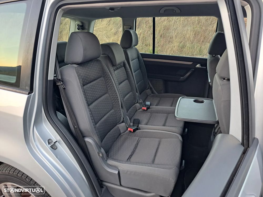 VW Touran 1.9 TDi Conceptl BlueM. 7L - 21