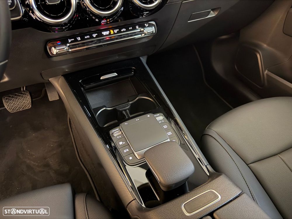 Mercedes-Benz GLA 250 e Progressive - 20