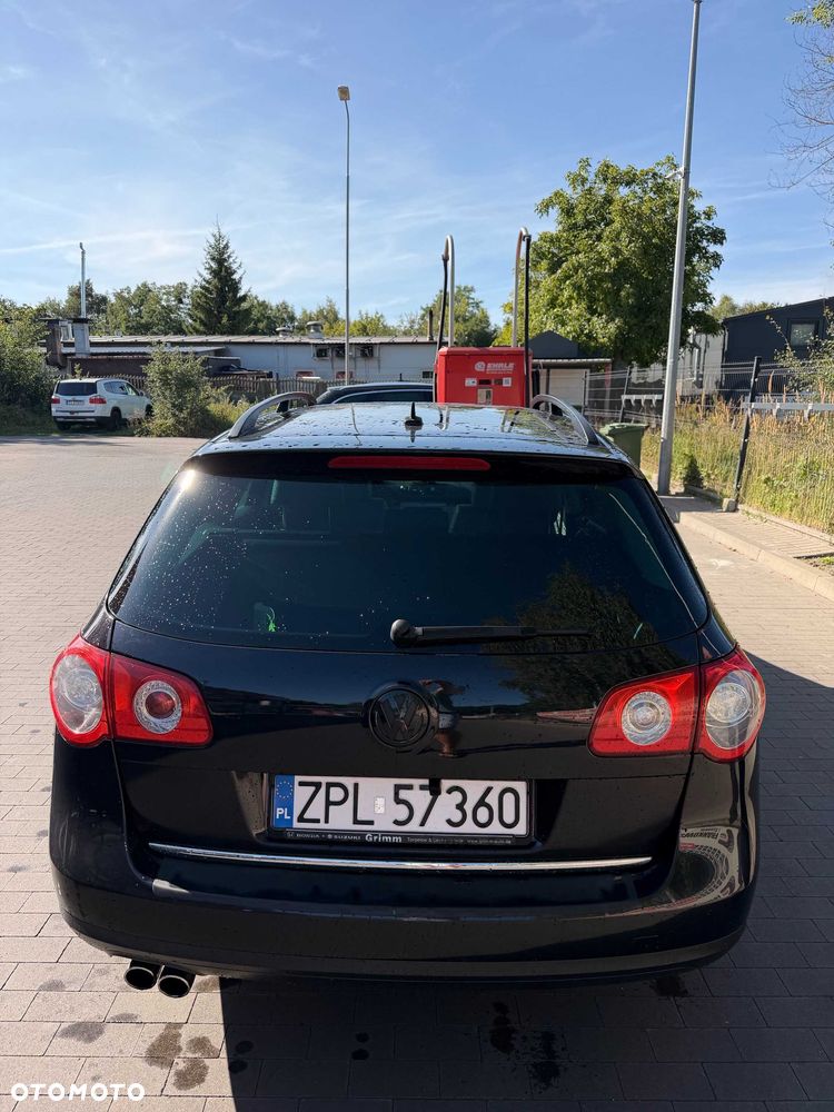 Volkswagen Passat - 4
