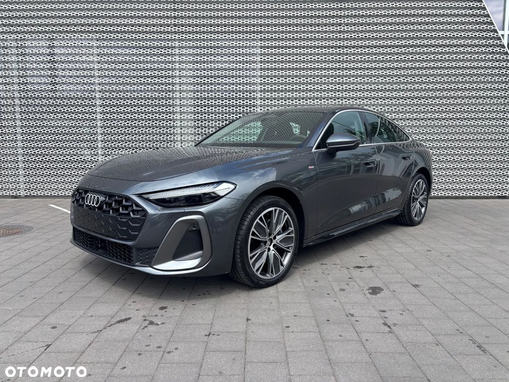 Audi A5 Limousine - 1