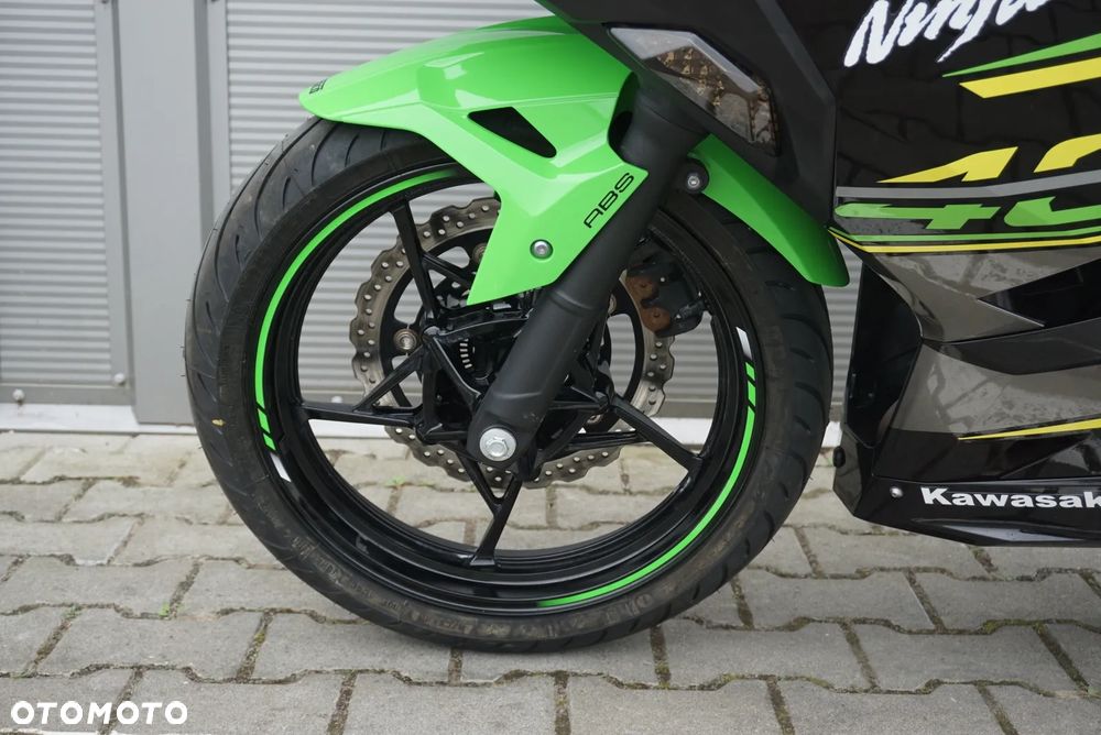 Kawasaki Ninja 400 - 24