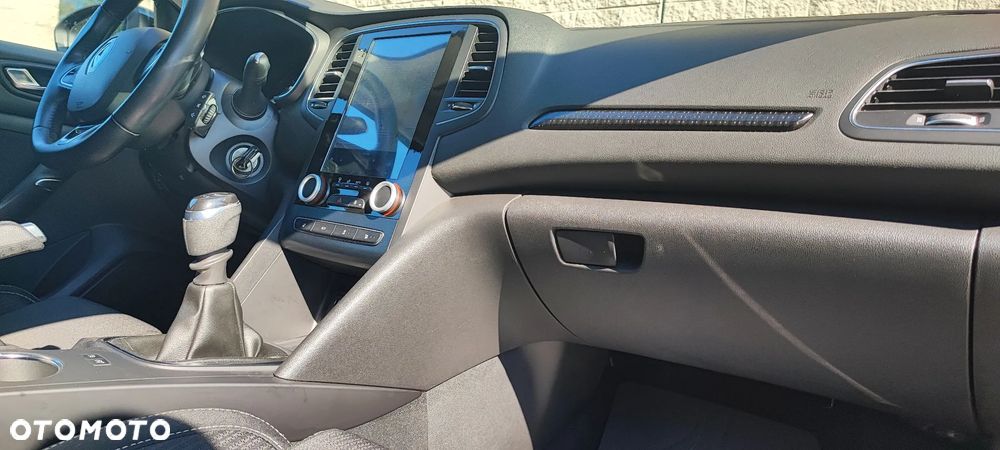 Renault Megane ENERGY TCe 130 EXPERIENCE - 38