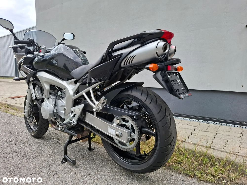 Yamaha FZ6 - 9