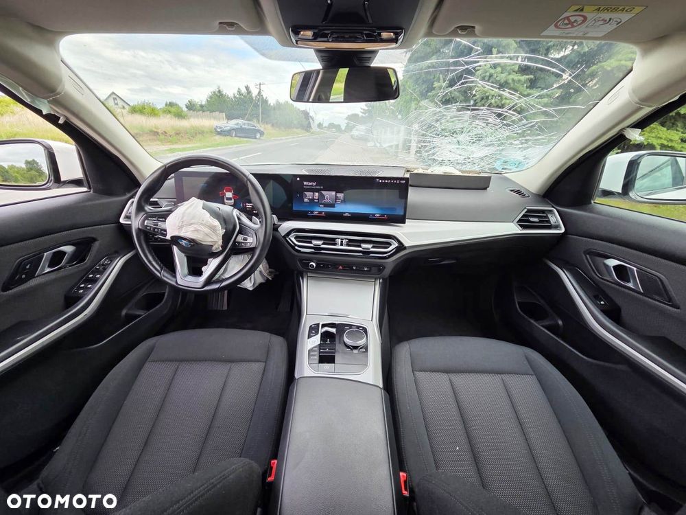 BMW Seria 3 320i GPF - 9